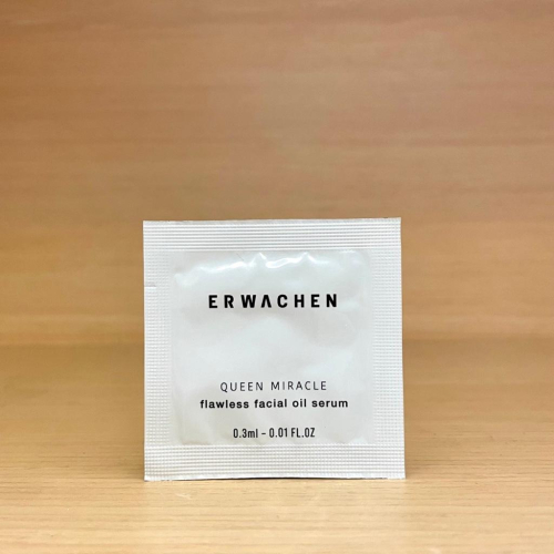栗子美妝?｜ERWACHEN 醒寤 皇后奇蹟無痕精華油 御光淨白煥采油 0.3ml 試用包