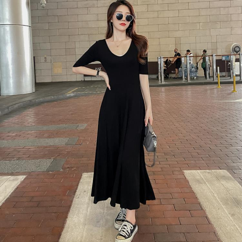 DearGod正韓女裝2022夏季正韓莫代爾黑色V領法式大擺長裙收腰顯瘦氣質拖地連身裙